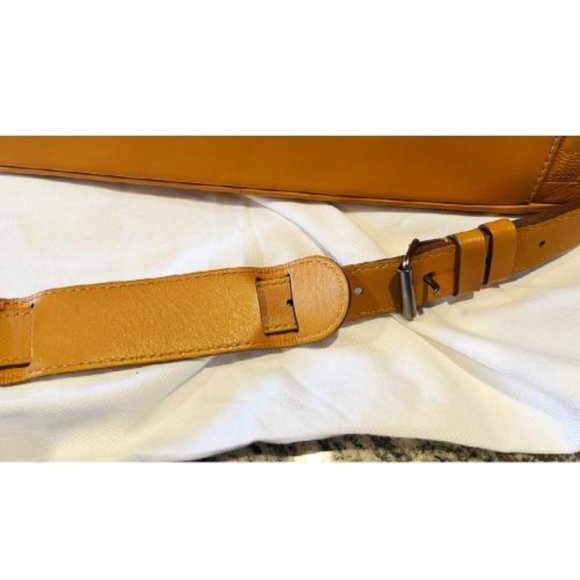 RARE!!!! LOUIS VUITTON TADAO MUSTARD DAMIER BAG - Picture 6 of 16